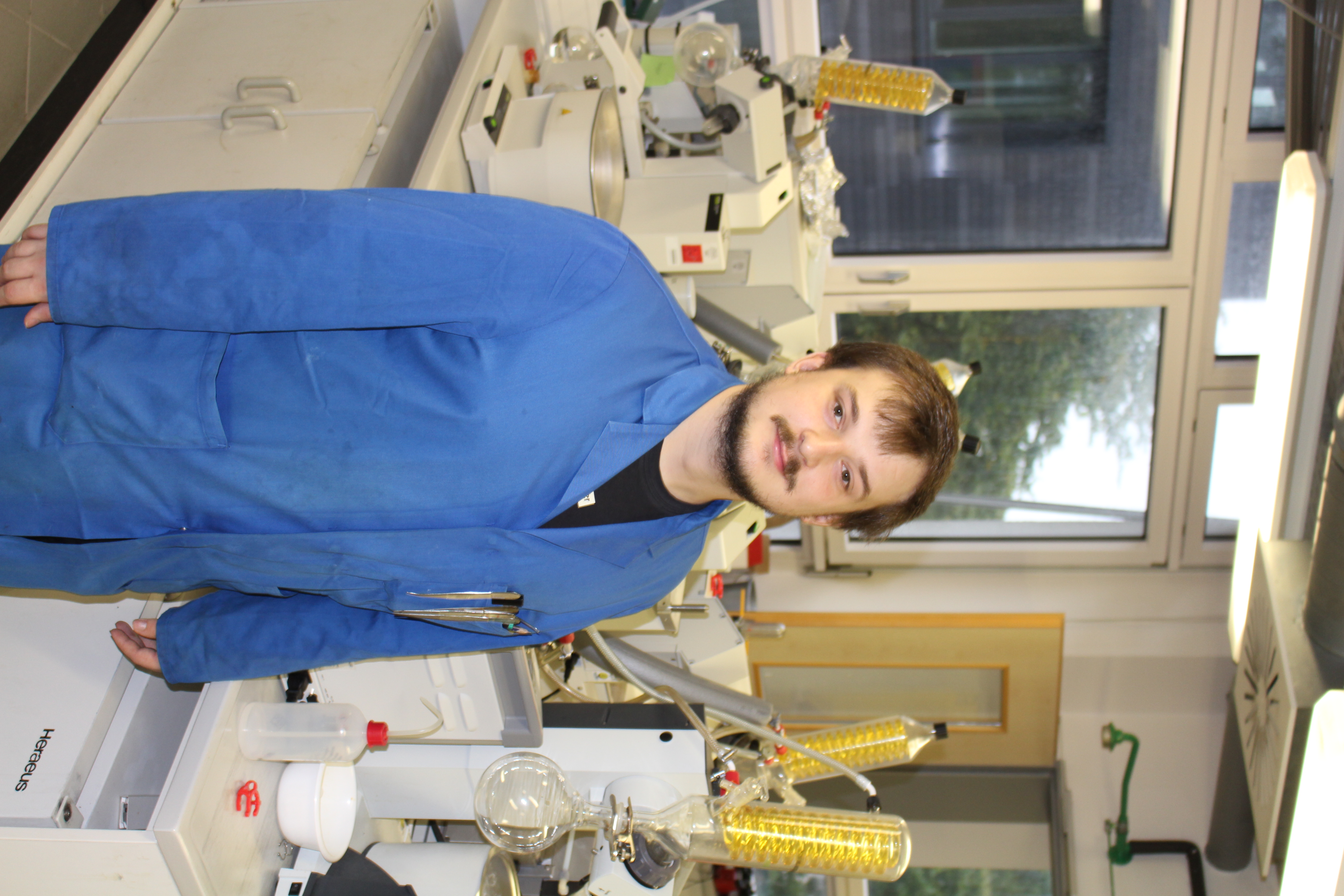 Hinrich Reller in the laboratory